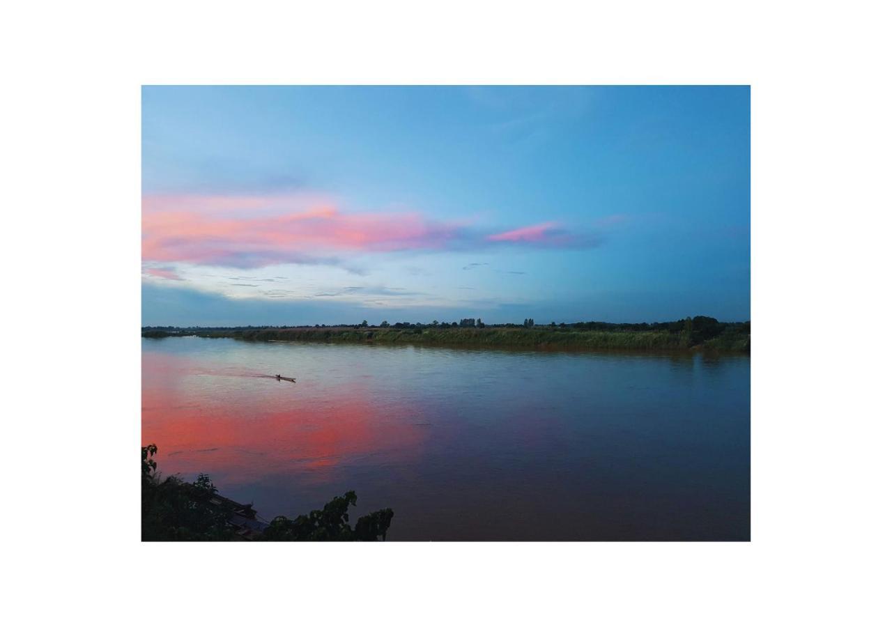นกฮูกเฮ้าส์ บ้านพักริมโขง Nong Khai Extérieur photo